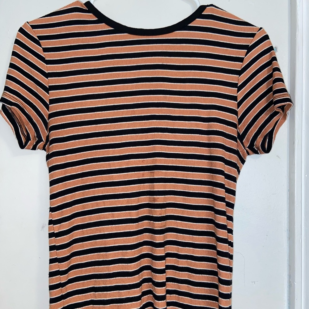 striped top - Picture 1 of 3